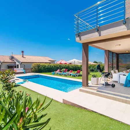 1972 بيت للعطل *