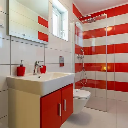 Semesterbostad 1972 *