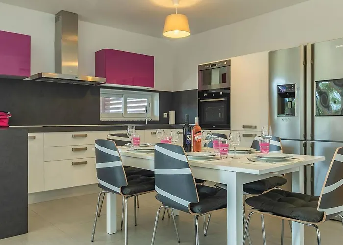 Ferienhaus 1972 Galižana